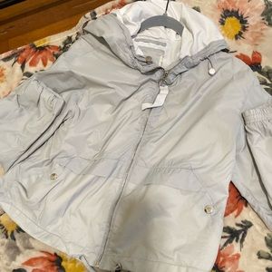 Like new gray wind breaker